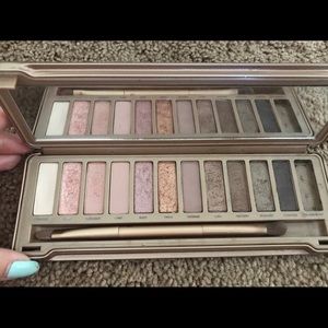 Naked 3 pallet by urban decay
